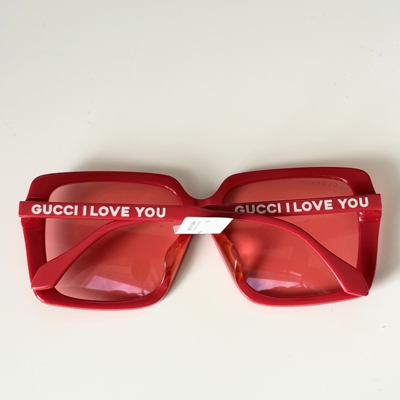 NWT - Gucci Red I Love You Square Sunglasses And Case - Picture 3 of 16
